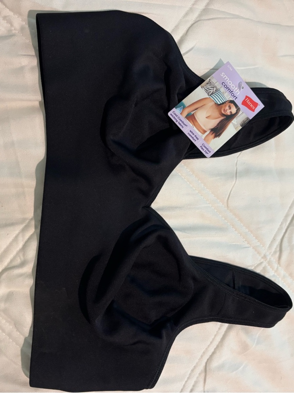 Hanes Smooth Comfort Wireless Bra in Black